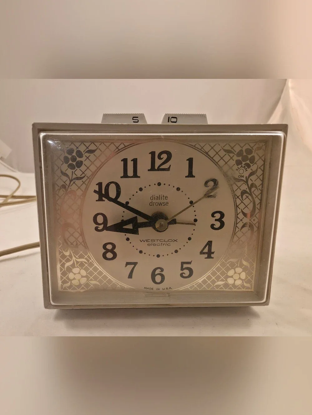 Vintage Westclox Dialite Drowse White Electric Alarm Clock MCM